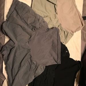 3 maternity🤰🏻 shorts used condition. Size M.🤰🏻